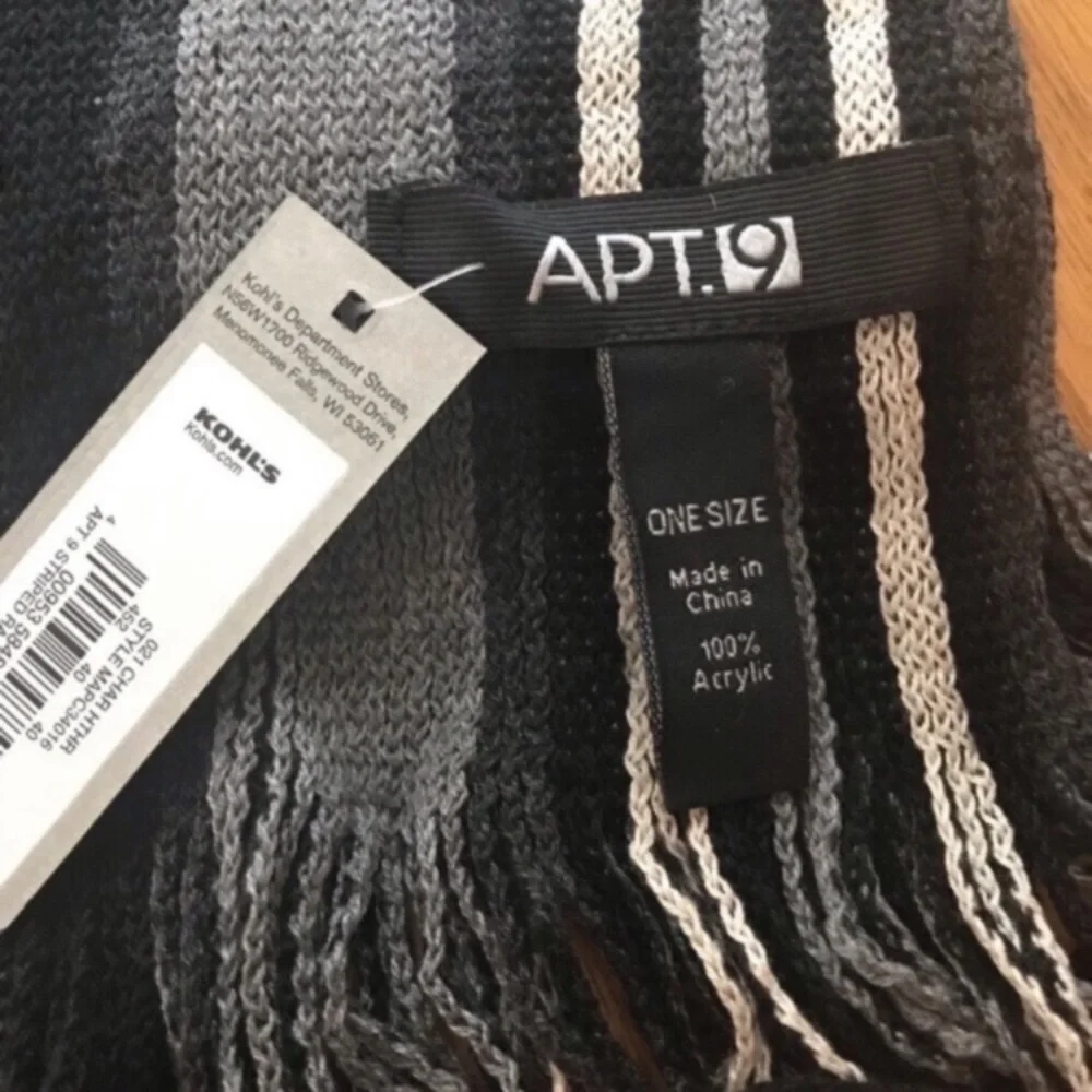 Apt. 9 charcoal & heather striped  64 x 10 fringed scarf